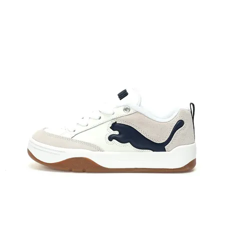 プーマ カジュアルシューズ