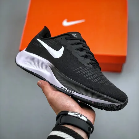 ナイキ カジュアルシューズ