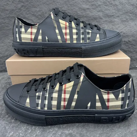 バーバリー ス カジュアルシューズ