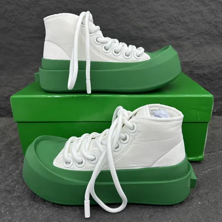 ボッテガ ヴェネタ カジュアルシューズ