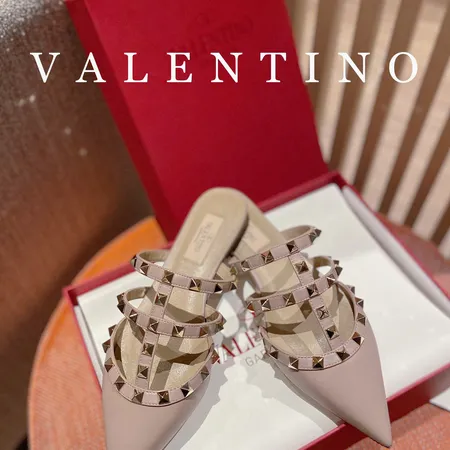 ヴァレンティノ スリッパ