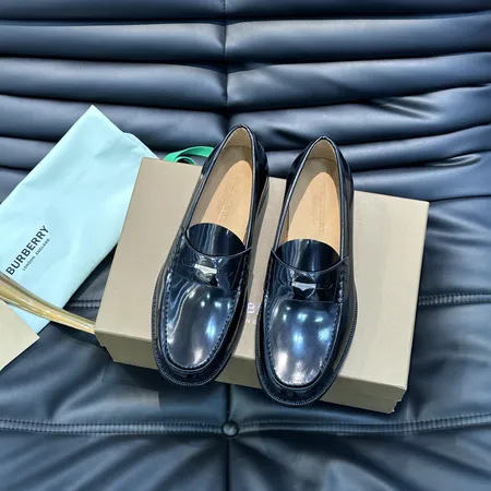 バーバリー ス ビジネスシューズ