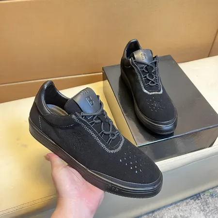 バーバリー ス カジュアルシューズ