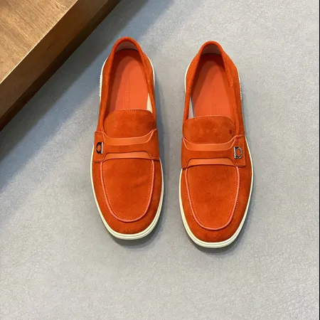 フェラガモ カジュアルシューズ