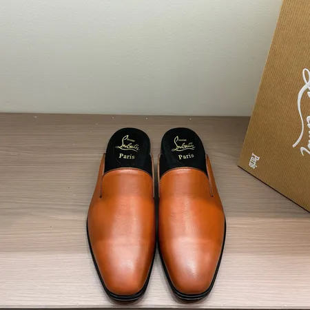 クリスチャン・ルブタン ビジネスシューズ