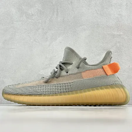 アディダス スニーカー