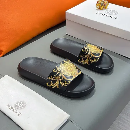 ヴェルサーチ スリッパ