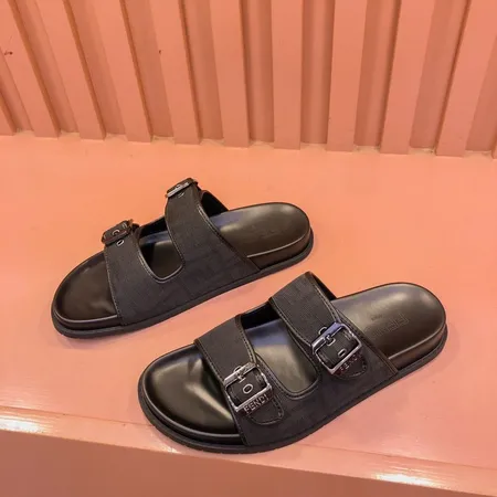 フェンディ スリッパ