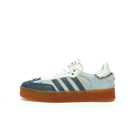 アディダス カジュアルシューズ