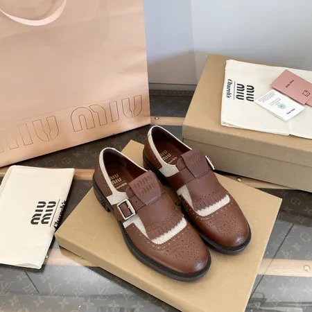 ミュウミュウ ビジネスシューズ