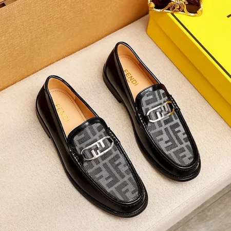 フェンディ ビジネスシューズ