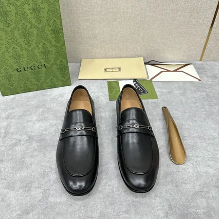 グッチ ビジネスシューズ