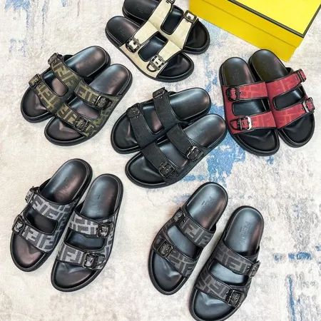 フェンディ スリッパ