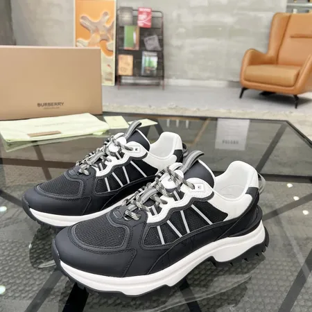 バーバリー ス スニーカー