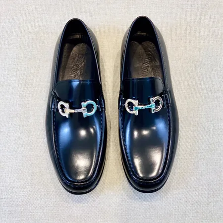 フェラガモ ビジネスシューズ