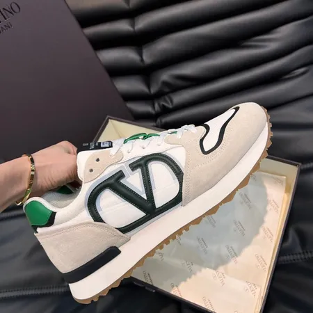 ヴァレンティノ カジュアルシューズ