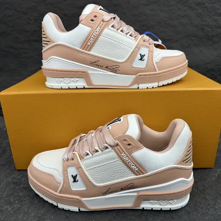 ルイヴィトン カジュアルシューズ