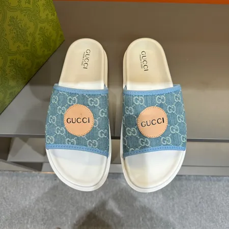 グッチ スリッパ