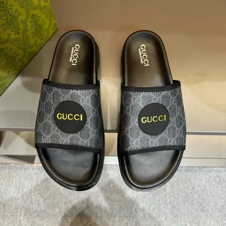 グッチ スリッパ