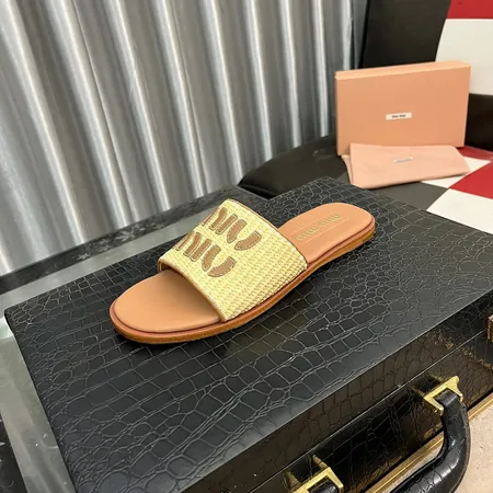 ミュウミュウ スリッパ