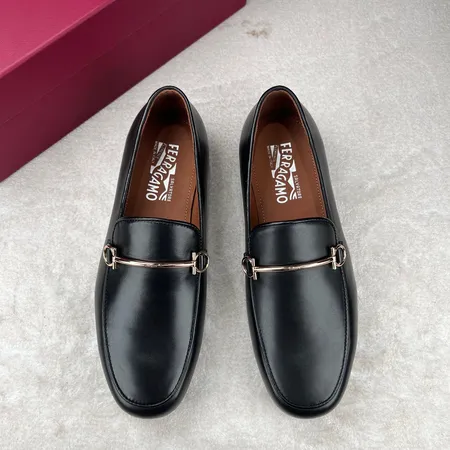 フェラガモ ビジネスシューズ