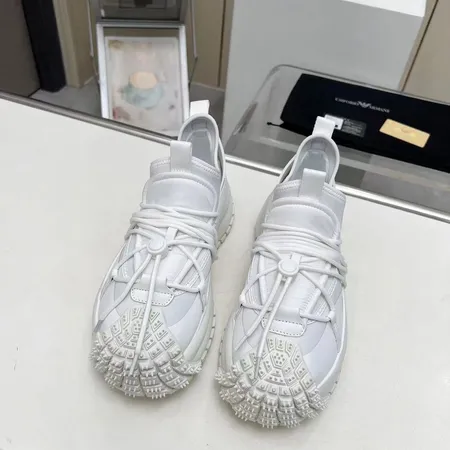 アルマーニ カジュアルシューズ