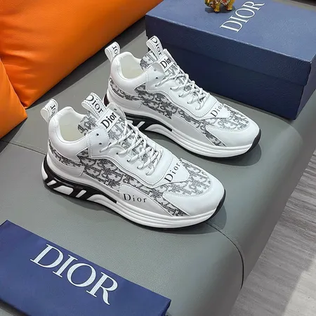 ディオール カジュアルシューズ