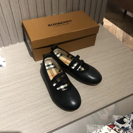 バーバリー ス ビジネスシューズ