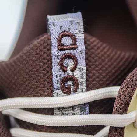 ナイキ カジュアルシューズ