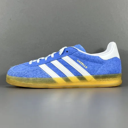 アディダス カジュアルシューズ