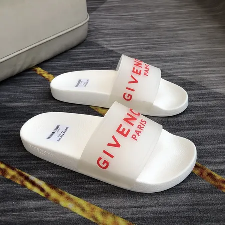 ジバンシィ スリッパ