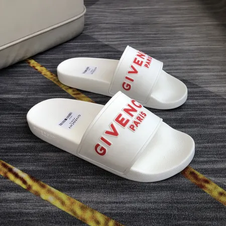 ジバンシィ スリッパ