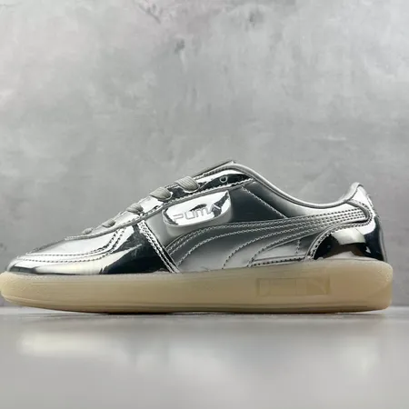 プーマ カジュアルシューズ