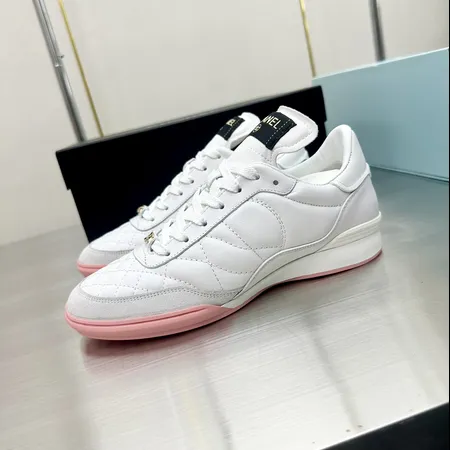 シャネル スニーカー