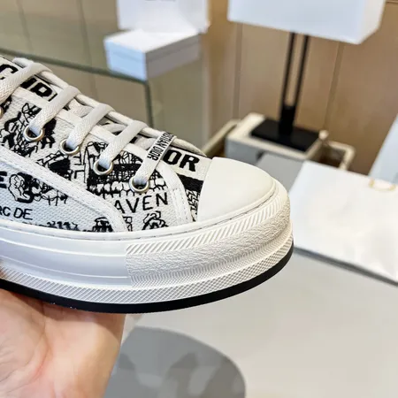 ディオール カジュアルシューズ