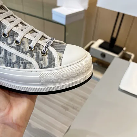 ディオール カジュアルシューズ