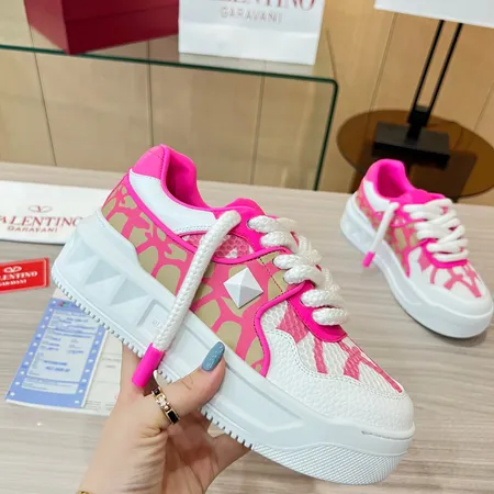 ヴァレンティノ カジュアルシューズ