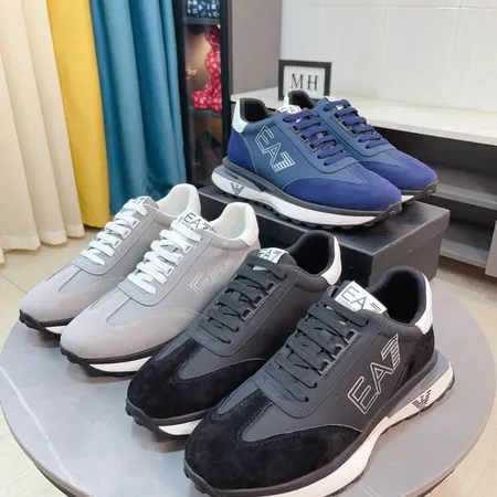 アルマーニ カジュアルシューズ