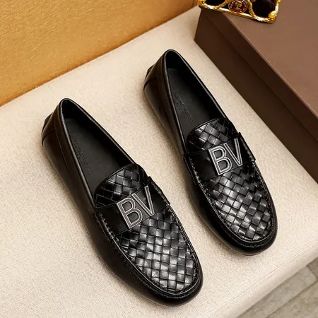 ボッテガ ヴェネタ ビジネスシューズ