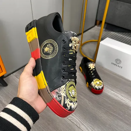 ヴェルサーチ カジュアルシューズ