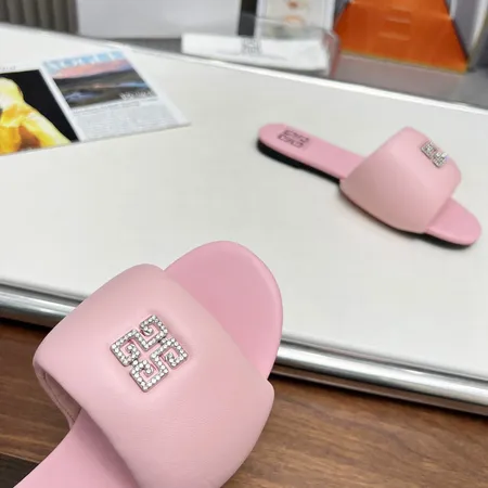 ジバンシィ スリッパ