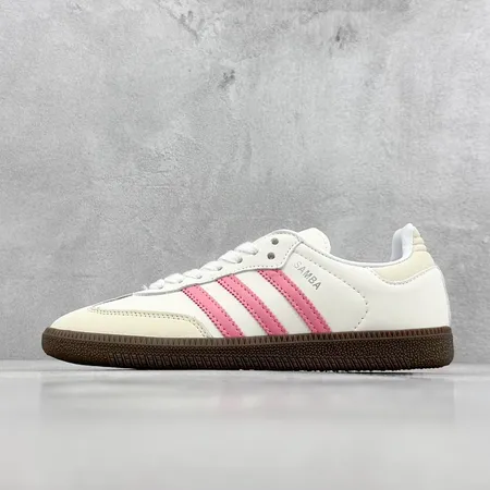 アディダス カジュアルシューズ