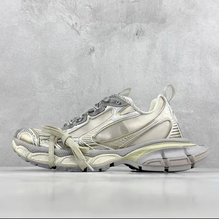 バレンシアガ カジュアルシューズ