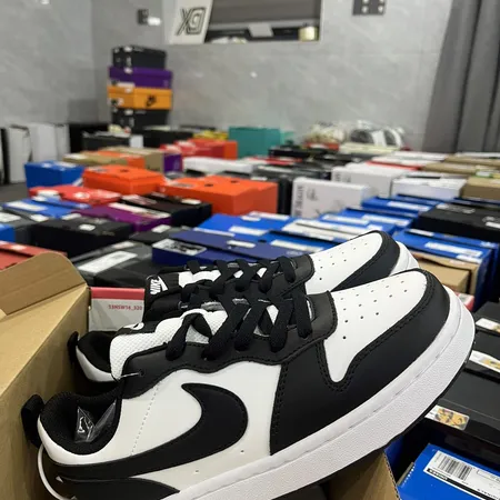 ナイキ カジュアルシューズ