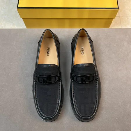 フェンディ ビジネスシューズ