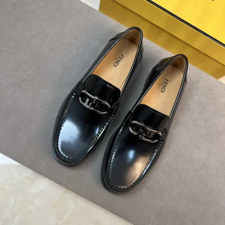 フェンディ ビジネスシューズ