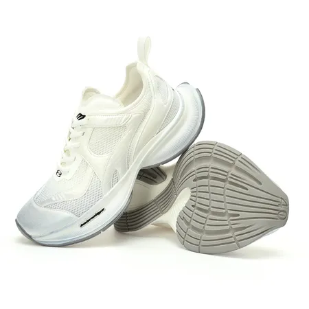 バレンシアガ スニーカー