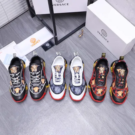 ヴェルサーチ カジュアルシューズ