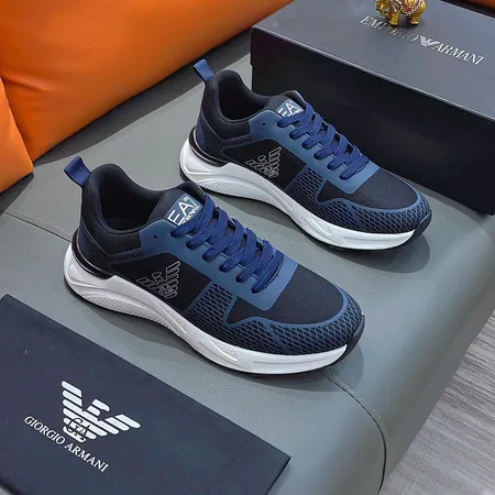 アルマーニ カジュアルシューズ