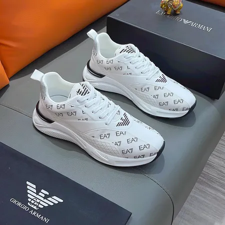 アルマーニ カジュアルシューズ